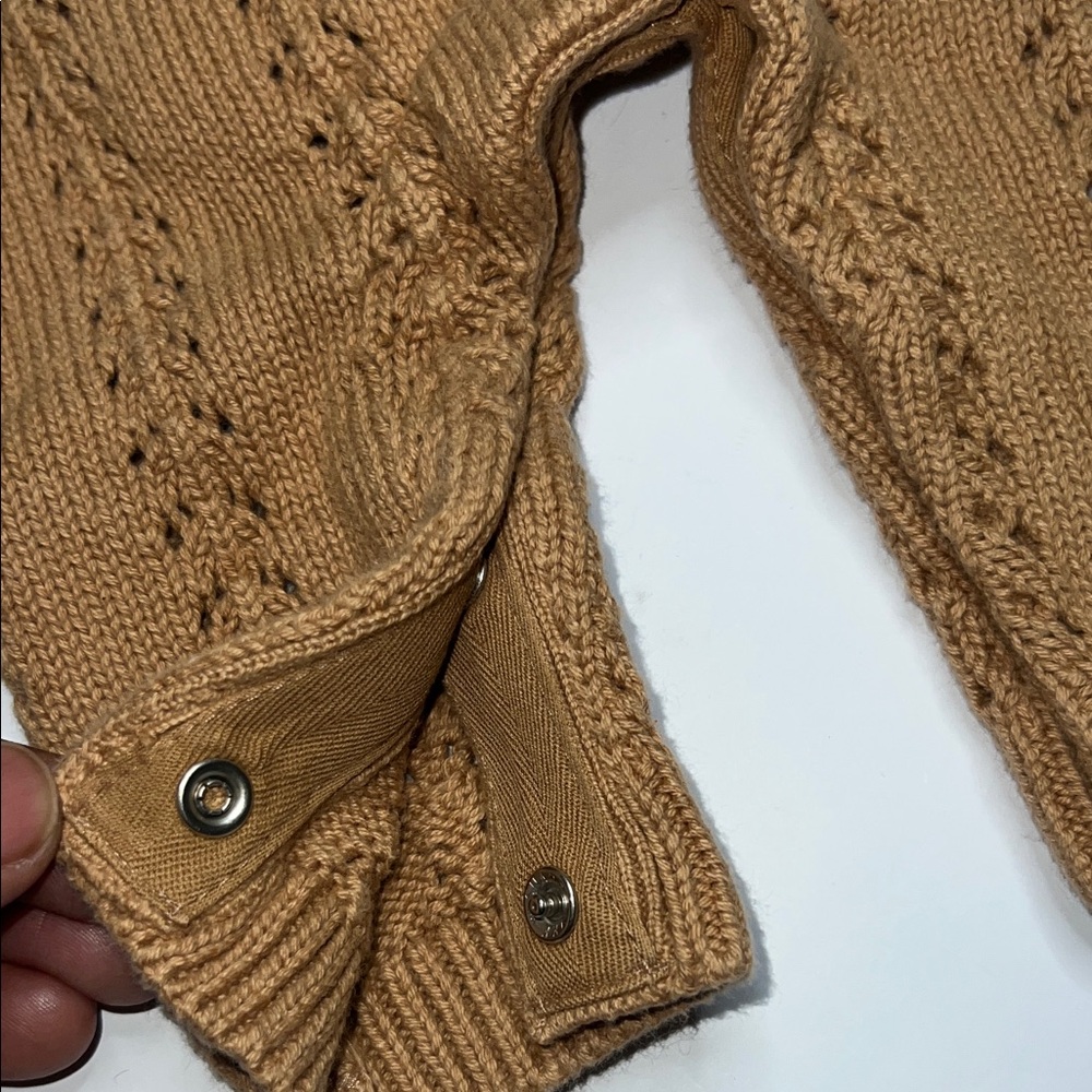 Like New - Old Navy Brown Knit Baby Footie - Picture 5 of 6